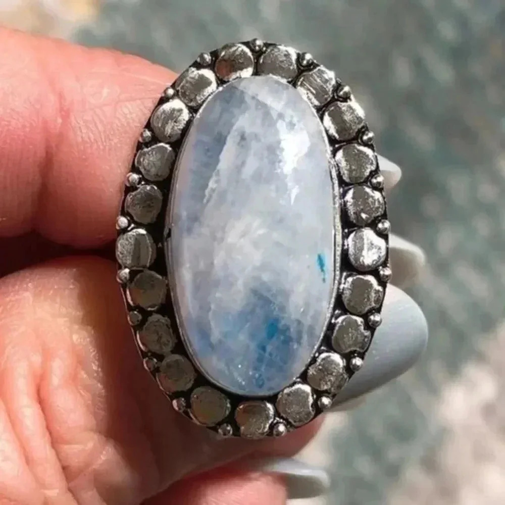 SIZE 6 Oval Radiant Blue Rainbow Moonstone 925 Sterling Silver Ring NWT